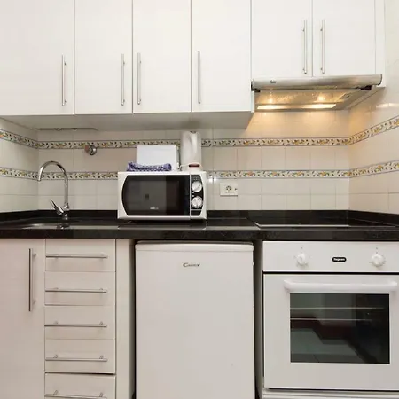 Park Santiago Iv 83 - Studio Apartment